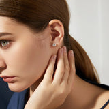 Solitaria Earrings